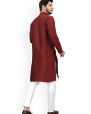 Men's Mandarin Collar Jacquard Straight Kurta — Maroon — Thumbnail 4