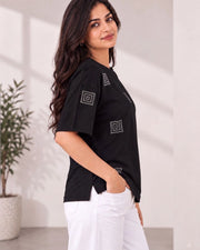 Women's Printed Drop-Shoulder Sleeves T-Shirt — Black — Thumbnail 4