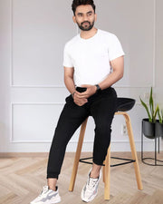 Men Mid-Rise Joggers — Black — Thumbnail 2
